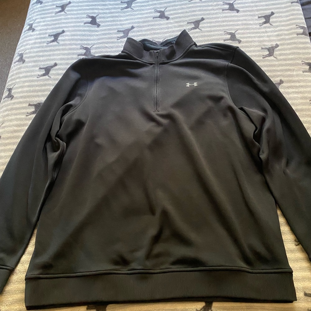 Men’s sweatshirt